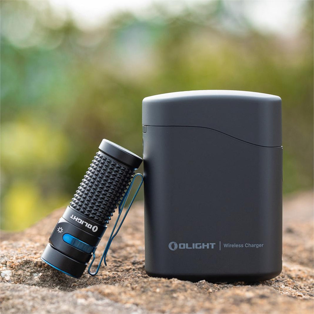 Olight Baton 4 Black Premium Edition with Wireless Charging Case ...